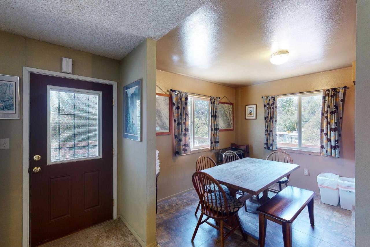 Villa Hodges Hill Yosemite House Oakhurst Esterno foto